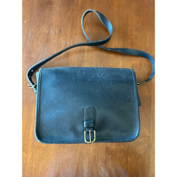 Coach Handbags - Vintage Coach 9585 Saddle Pouch Black Leather Crossbody NYC Made 1970s Brass